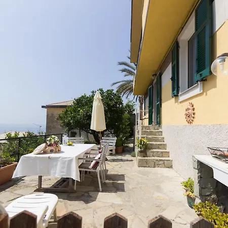 Villino Caterina House: Big Terrace Seaview Apartment Riomaggiore